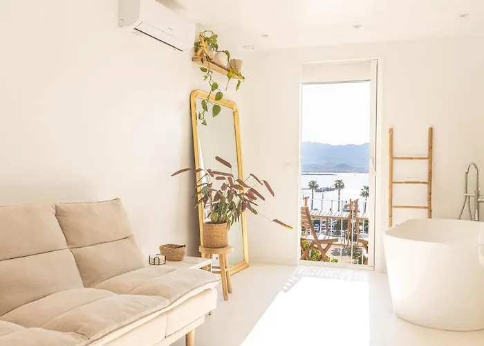 Appartamento Sublime, Hyper-centre D'ajaccio, Avec Spa, Sauna, Vue Mer&plage à 3min *
