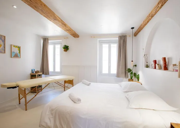 Sublime, Hyper-centre D'ajaccio, Avec Spa, Sauna, Vue Mer&plage à 3min