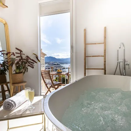 Sublime, Hyper-centre D'ajaccio, Avec Spa, Sauna, Vue & A 3min Apartment Ajaccio (Corsica)