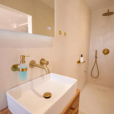 Sublime, Hyper-centre D'ajaccio, Avec Spa, Sauna, Vue & A 3min Apartment *